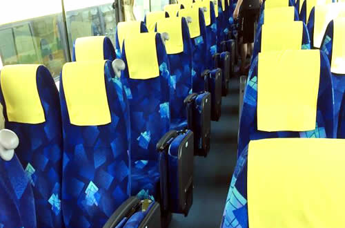 大型 49 人乗り 人乗り 客席 60 席（正座 49+ 補助 11 ）